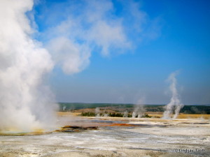 Yellowstone-Voyage-Vixens-Lindsay-Taub-001