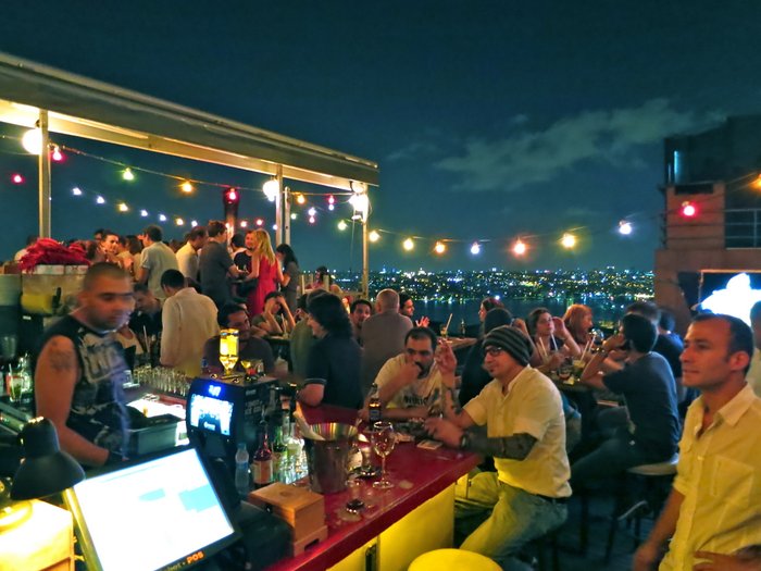 Rooftop bar istanbul