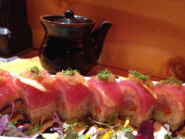 Sushi Rolls, Kaiju
