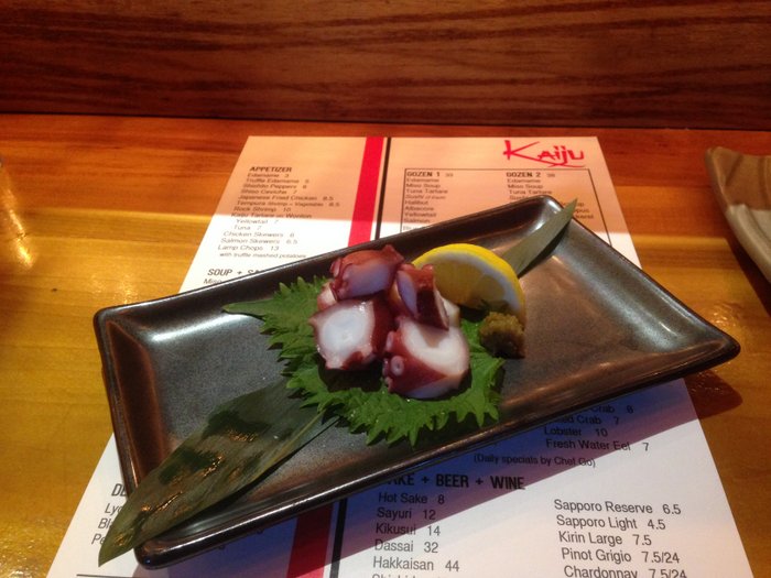 Tako sashimi